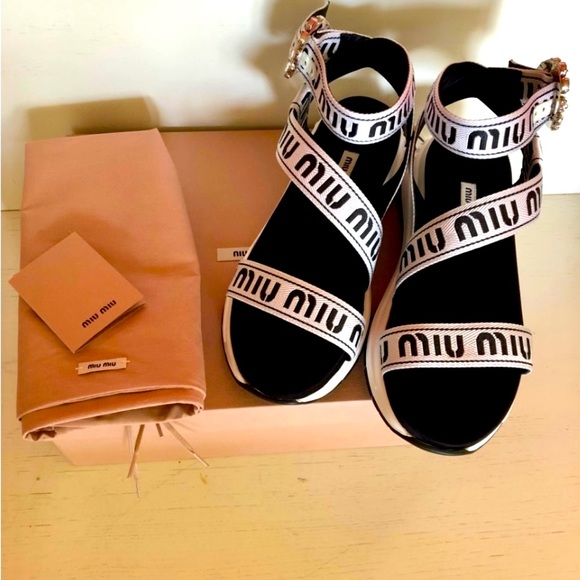 Miu Miu Sandals Size 39 - Picture 5 of 10